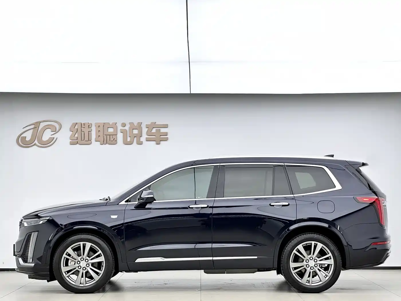 Cadillac XT6 2020 28T 6-Seater Luxury Model фото 4