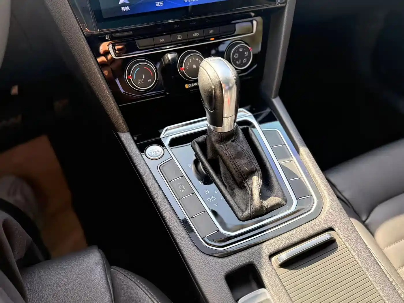 Volkswagen Magotan 2019 330TSI DSG Leading China V фото 14