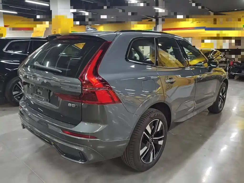 Photo 7 - Volvo XC60