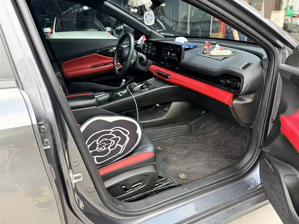 GAC Trumpchi Trumpchi Emkoo 2022 270T DCT J16 Galaxy Fighter Edition фото 6