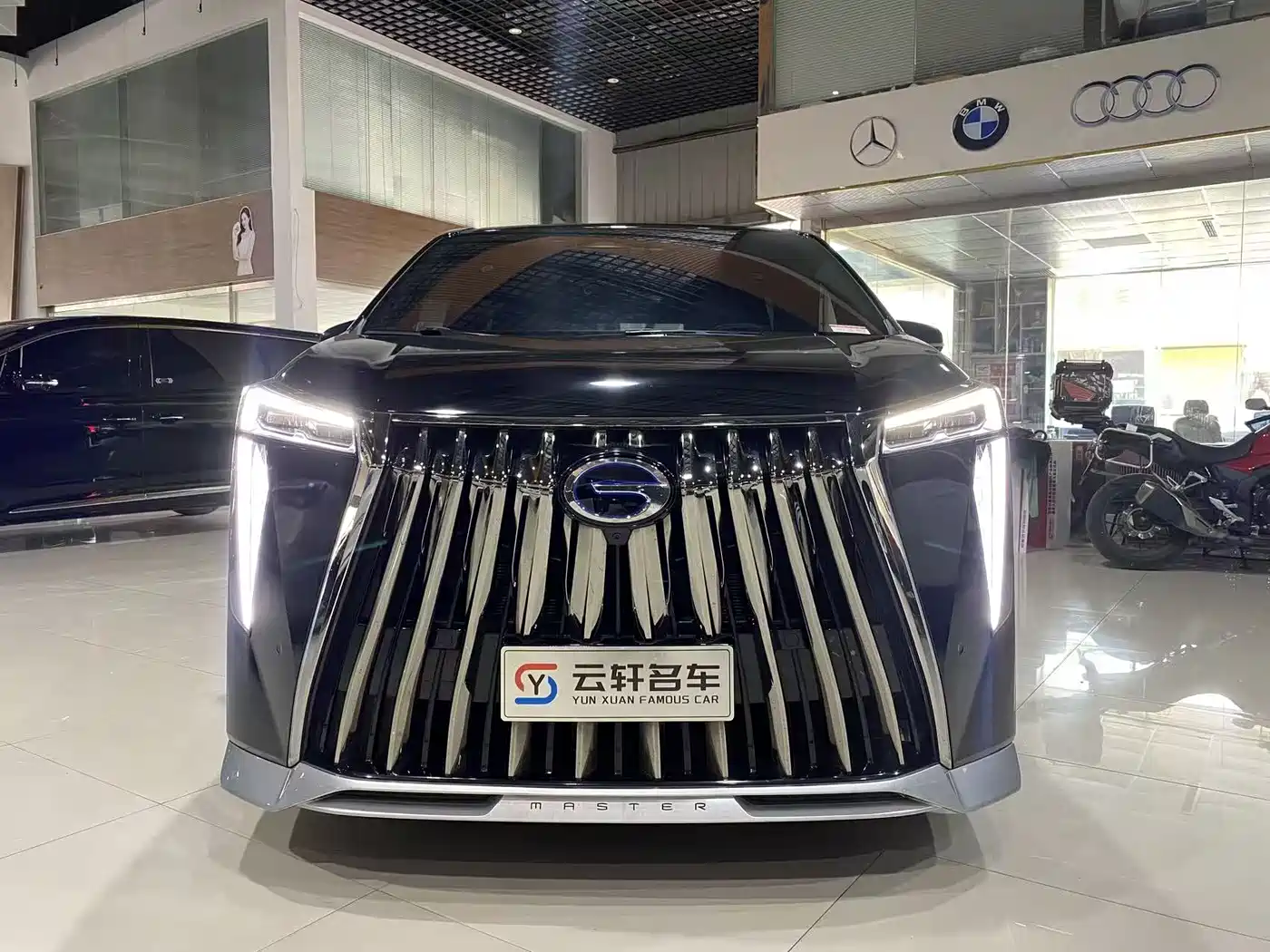 GAC Trumpchi Trumpchi M8 2023 Model Master Series Hybrid Ultimate Edition фото 2