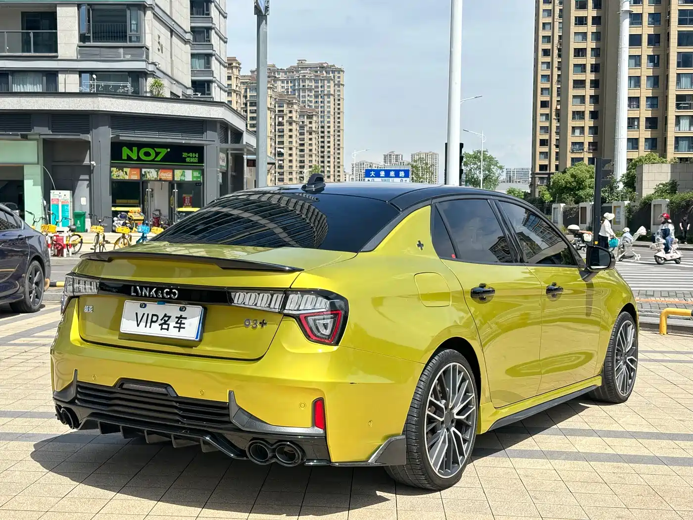 Lynk & Co 03 2021 03+ 2.0TD Auto Wind Rider Edition фото 7