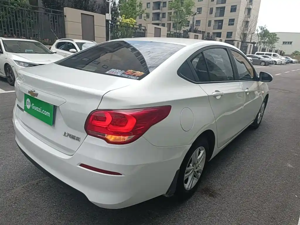 Chevrolet Cavalier 2016 1.5L Automatic Delight Edition фото 7
