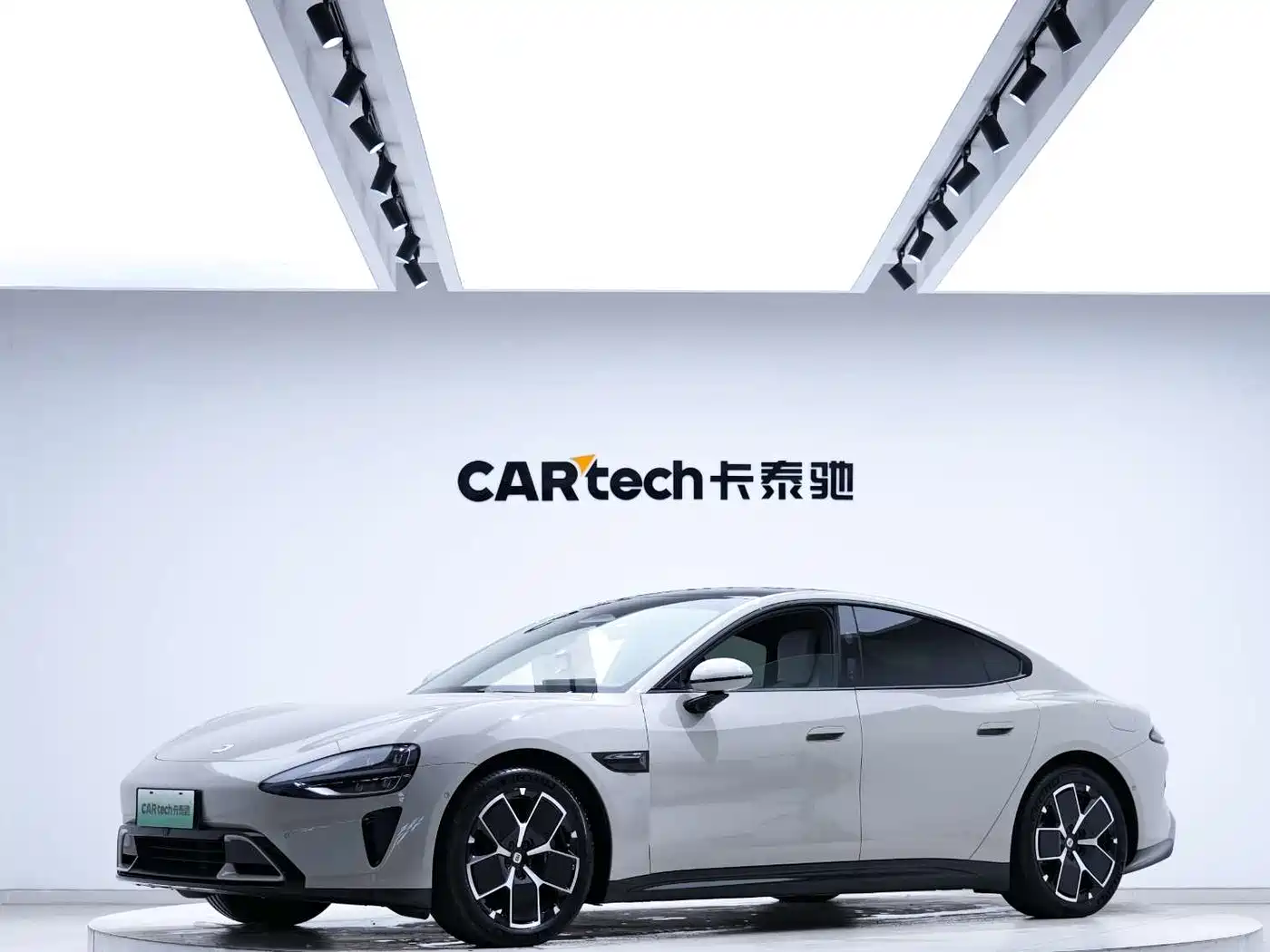 XIAOMI CAR XIAOMI SU7