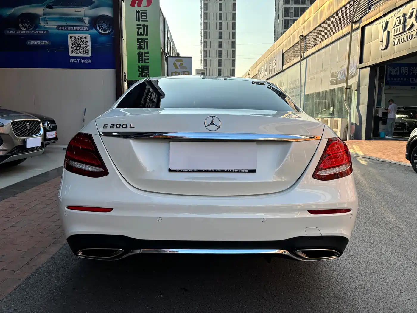Mercedes-Benz E-Class 2016 E 200 L Sport Type фото 4