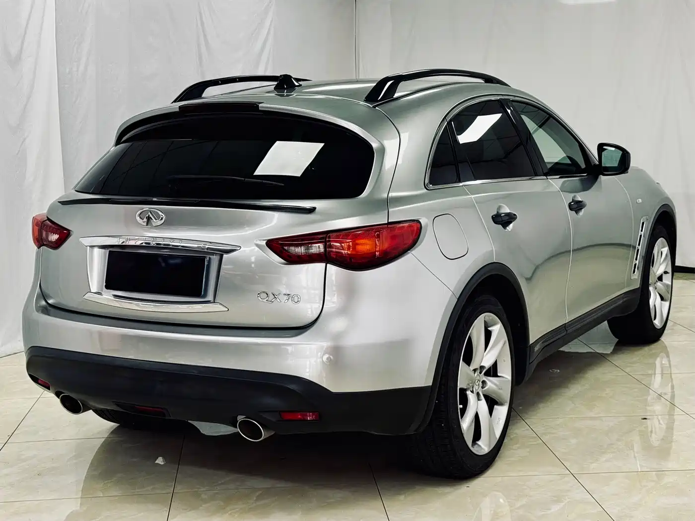 Infiniti QX70 2015 2013 3.7L Superior
