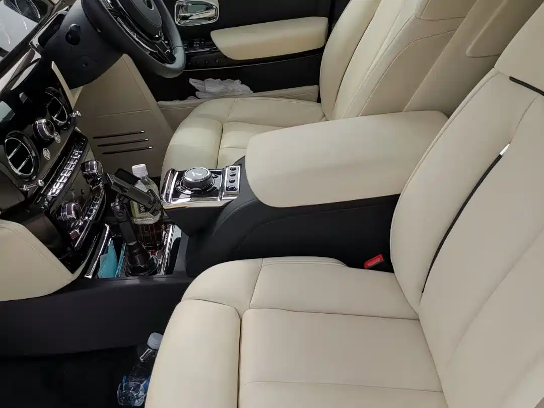 Фото 5 - Rolls-Royce Phantom