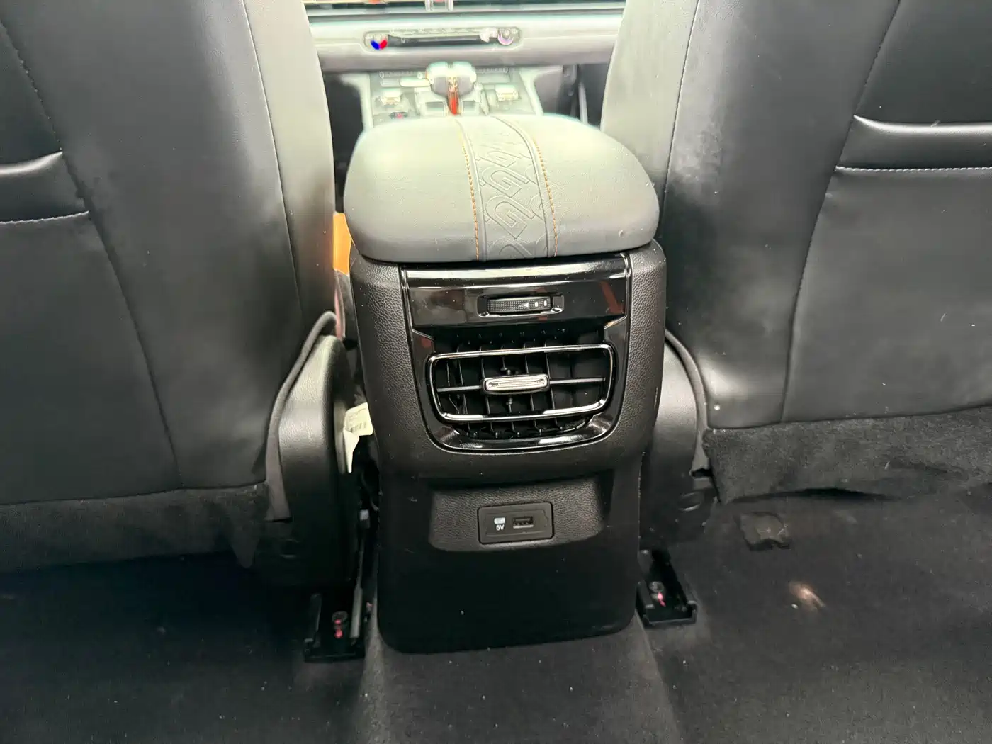 GAC Trumpchi Trumpchi Emkoo 2022 270T DCT J16 R-style Track Edition фото 11