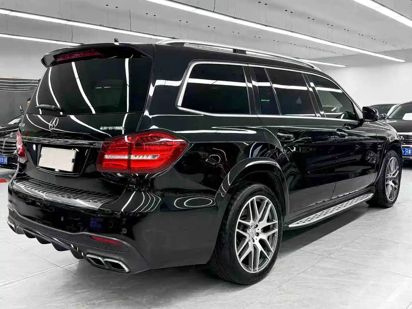 Mercedes-Benz GLS AMG 2017 AMG GLS 63 4MATIC фото 6