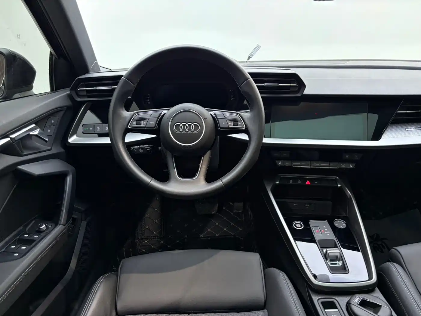 Audi A3 2022 Sportback 35 TFSI Style Elegance фото 6