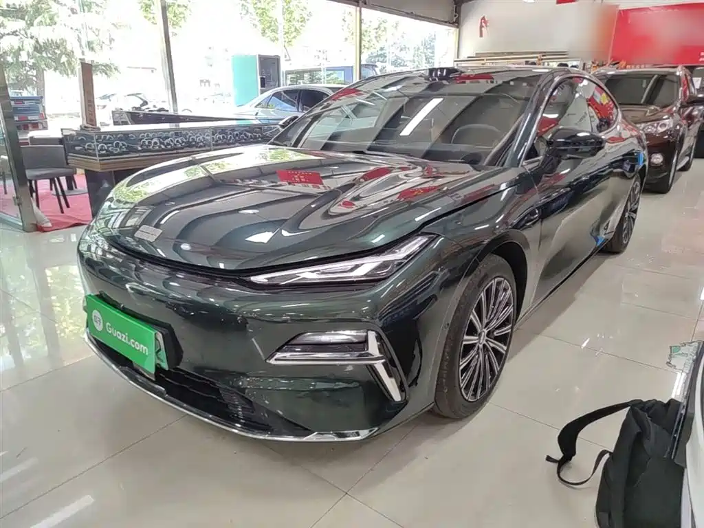 Geely Galaxy Galaxy Xingyao 8 2025 130km EM-P Starship Edition фото 2