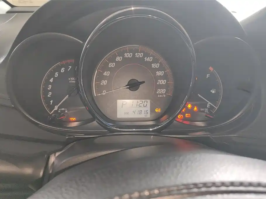 Toyota YARiS L Zhi Xuan 2020 1.5L CVT Luxury Edition фото 14