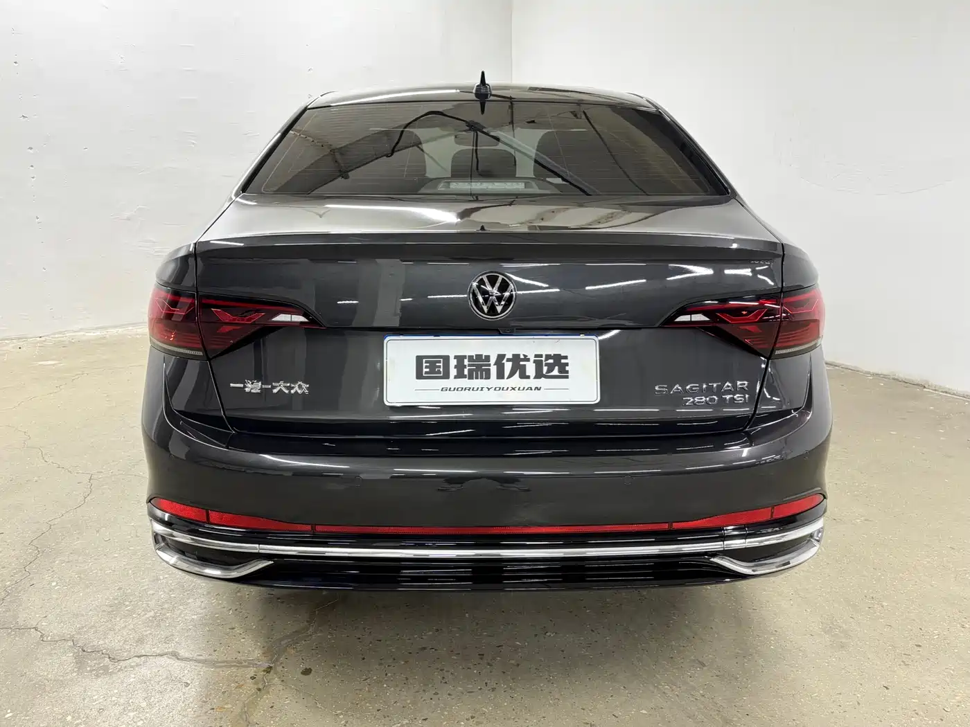 Volkswagen Sagitar 2023 Model Year 280TSI DSG Surpass Edition фото 5