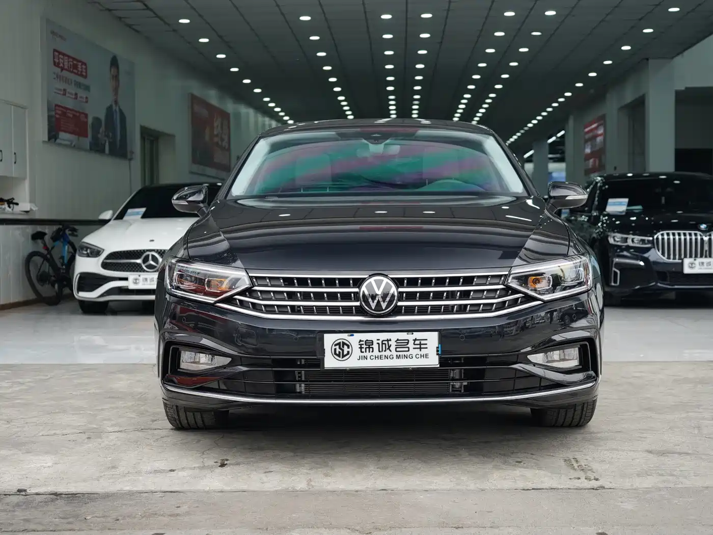 Volkswagen Magotan 2024 2 Million Units Public Sharing Edition 330TSI DSG Luxury фото 2