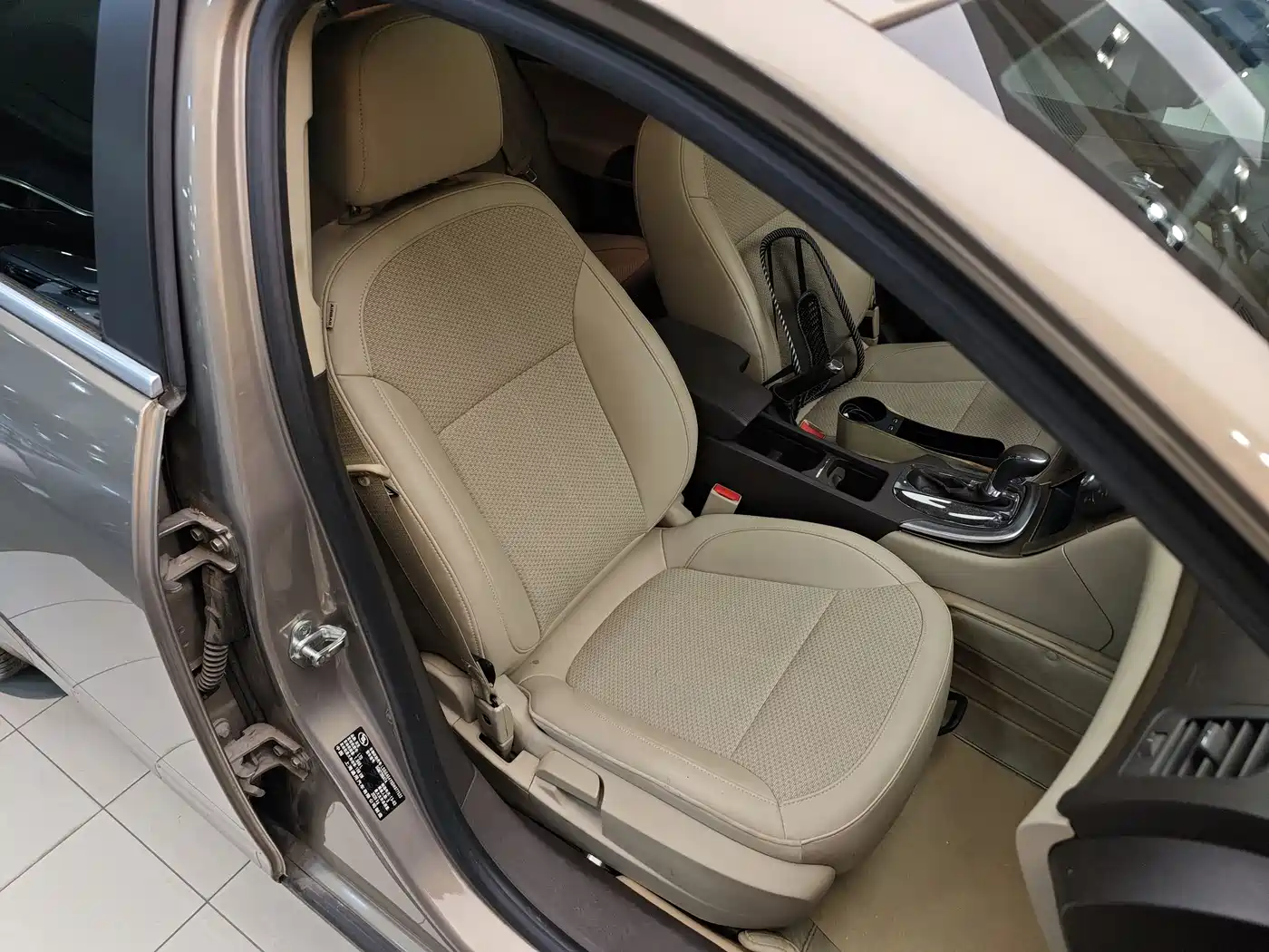 Buick Regal 2012 Model 2.0L Comfort фото 33