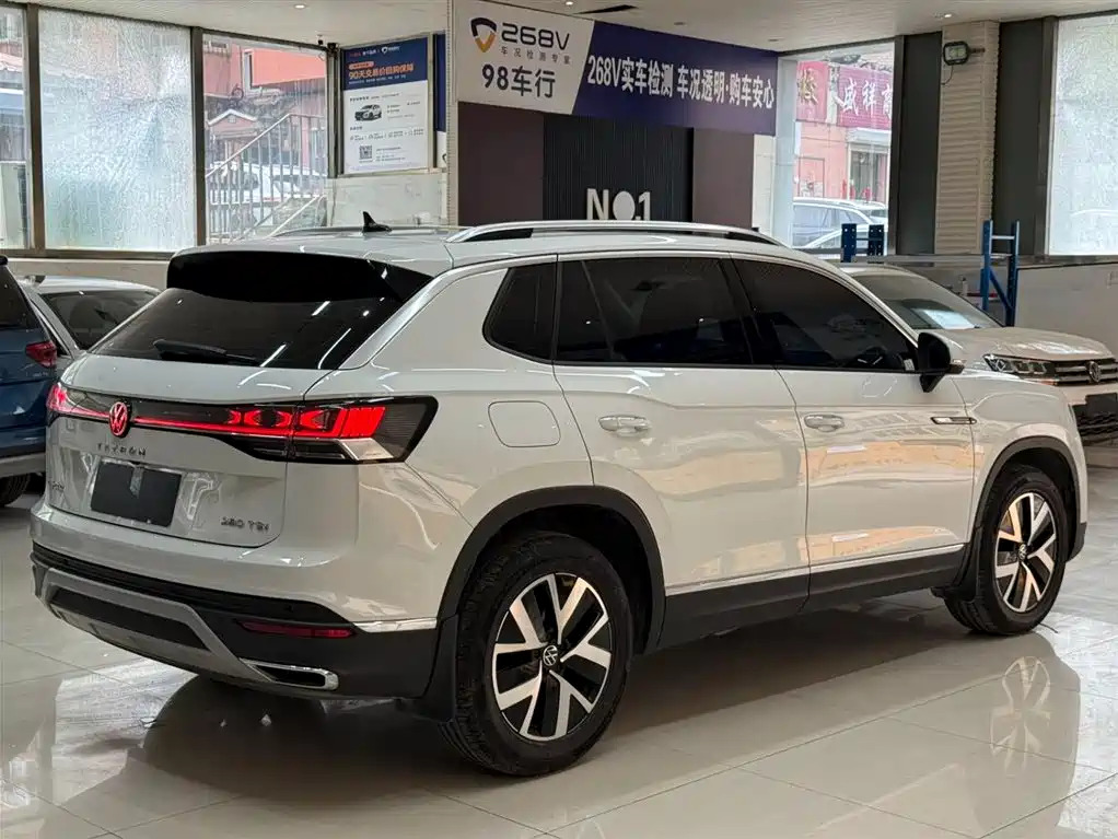Volkswagen Tayron 2023 280TSI 2WD Luxury Plus Advanced Edition фото 4