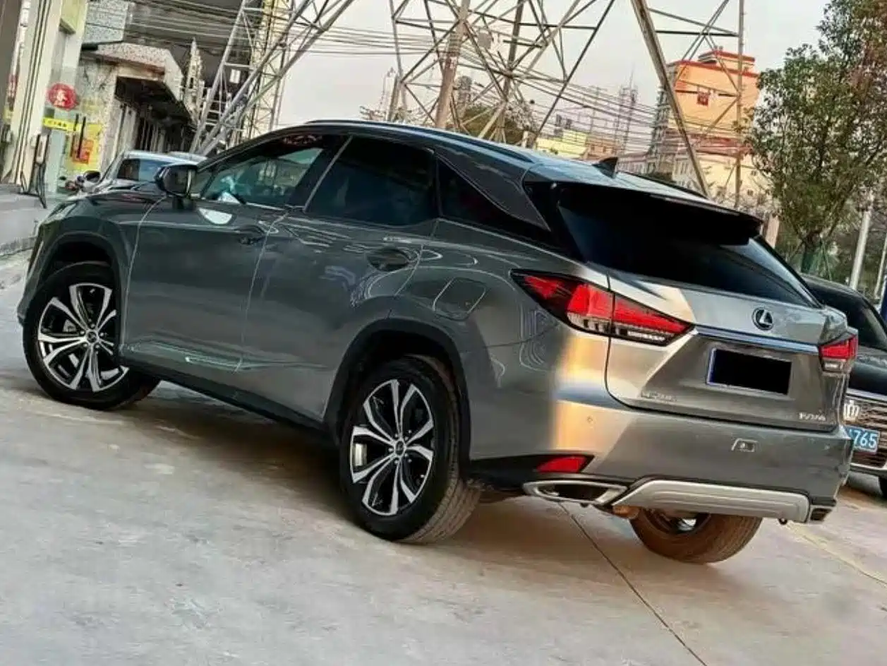 Photo 3 - Lexus RX