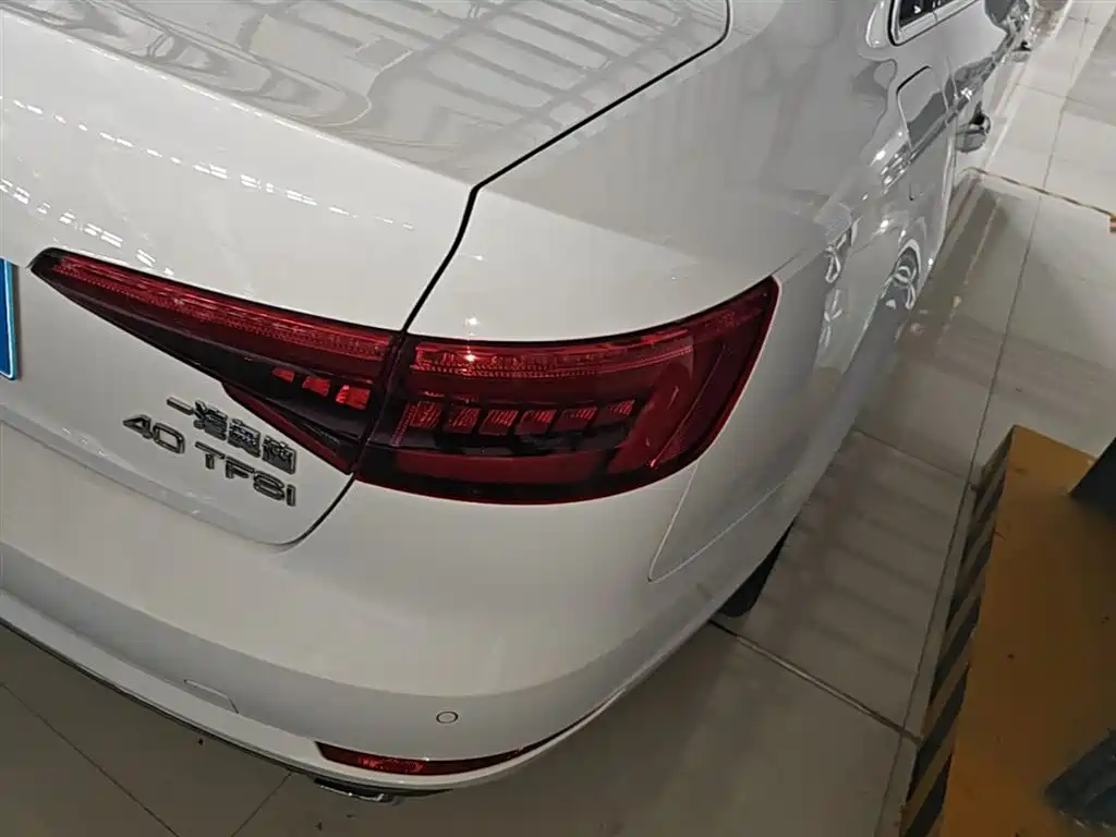 Audi A4L 2017 Plus 40 TFSI Fashion фото 8