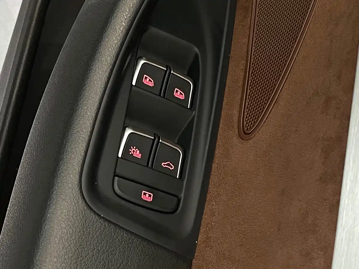 Audi A8 2016 A8L 45 TFSI quattro Comfort фото 19