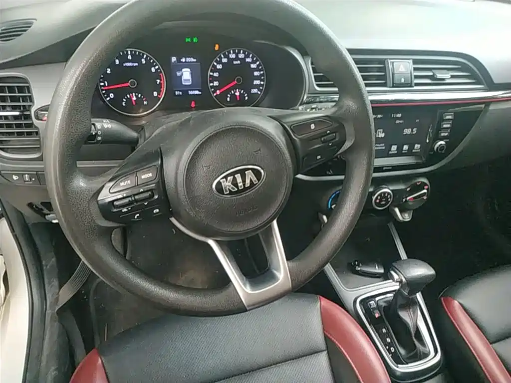 Kia KX CROSS 2017 1.4L AT GLS фото 11