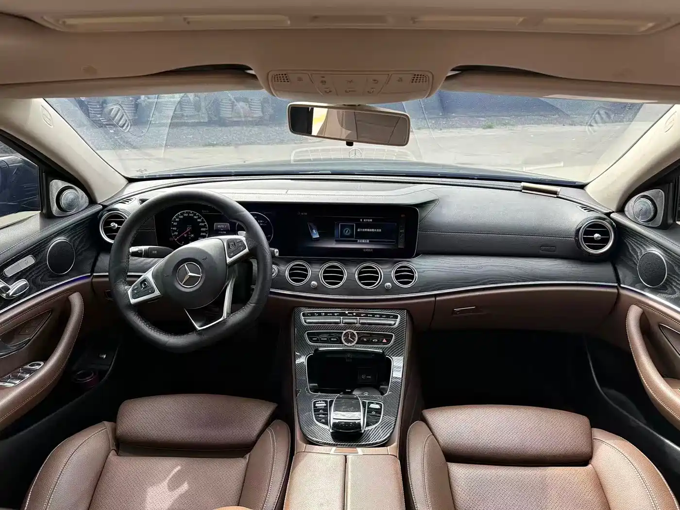 Mercedes-Benz E-Class 2016 E 200 L Sport Type фото 9