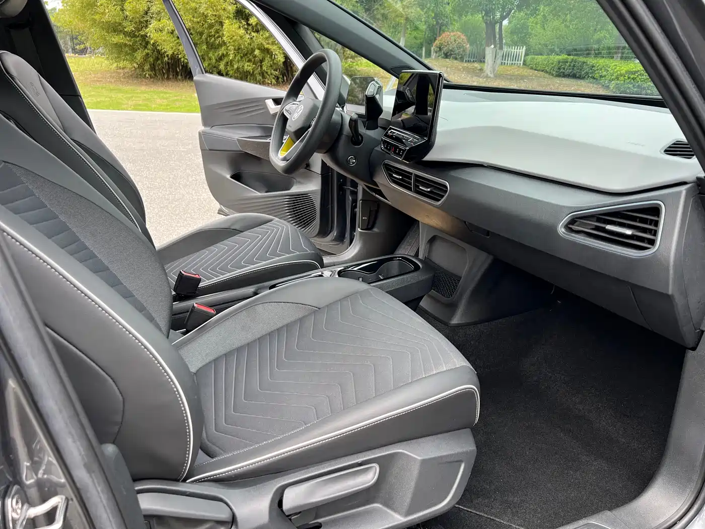 Volkswagen ID.3 2023 Upgraded Pure Intelligence Edition фото 12