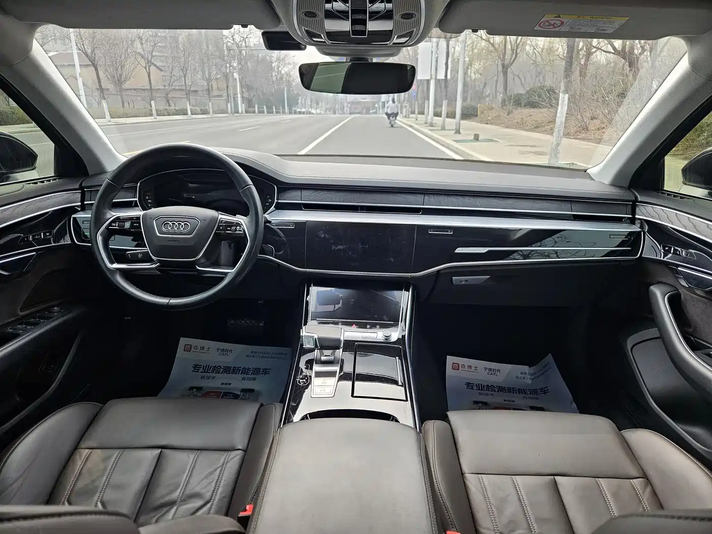 Audi A8 2023 A8L 45 TFSI quattro Luxury фото 10
