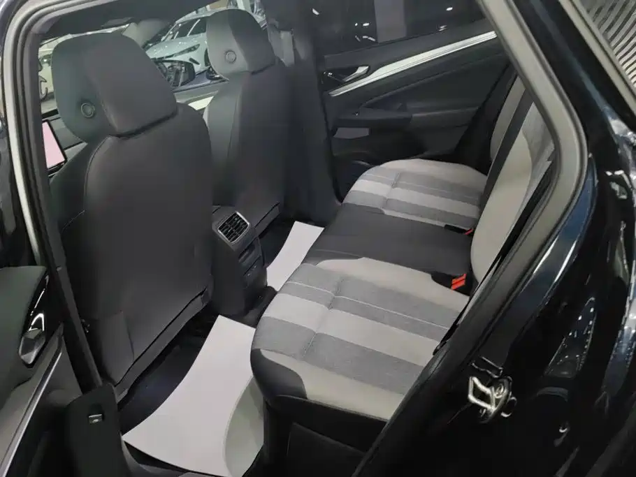 Photo 11 - Volkswagen ID.4 CROZZ