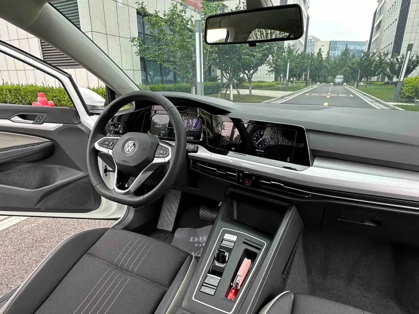 Volkswagen Golf 2023 280TSI DSG Pro фото 12