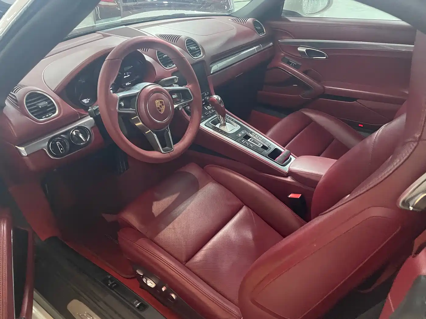 Porsche 718 2018 Boxster 2.0T фото 8
