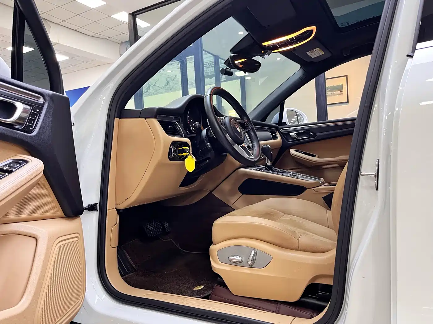 Porsche Macan 2017 Macan 2.0T фото 4