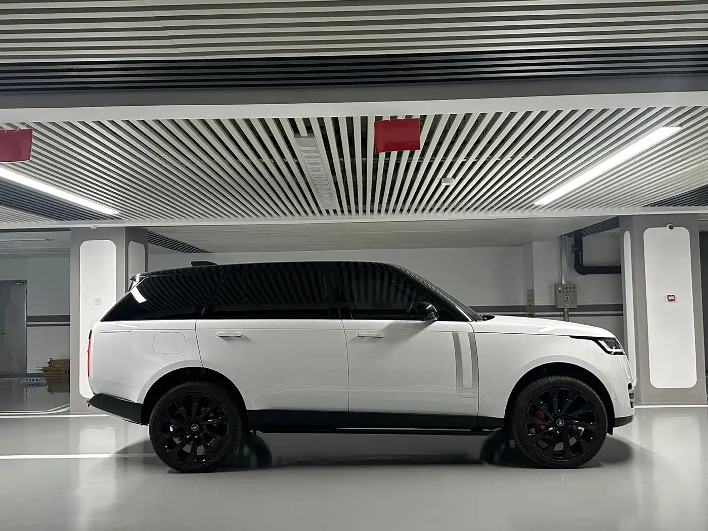 Фото 26 - Land Rover Range Rover