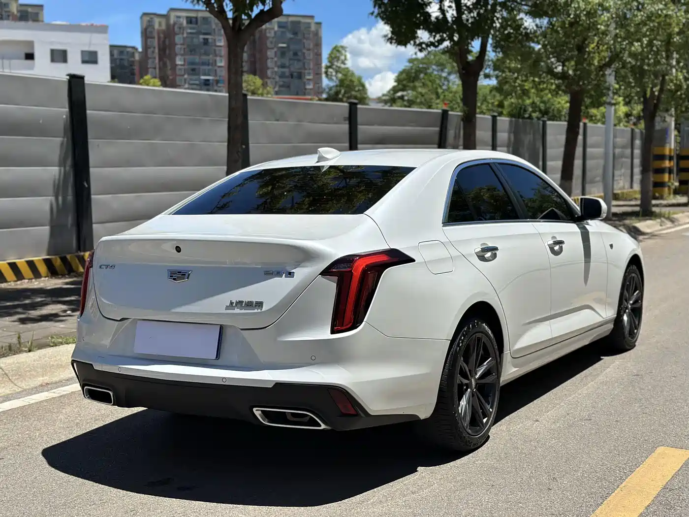 Cadillac CT4 2023 28T Luxury Model фото 4