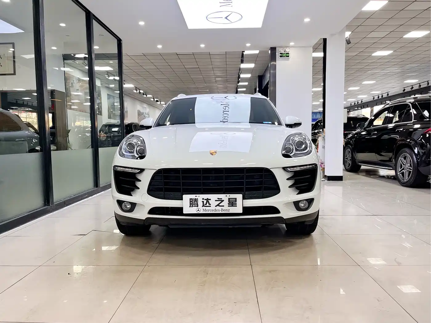 Porsche Macan 2017 Macan 2.0T фото 3