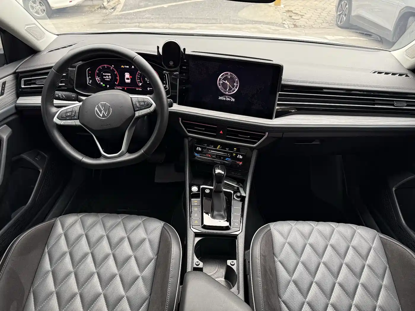 Volkswagen Sagitar 2023 300TSI DSG Excellence Edition фото 4