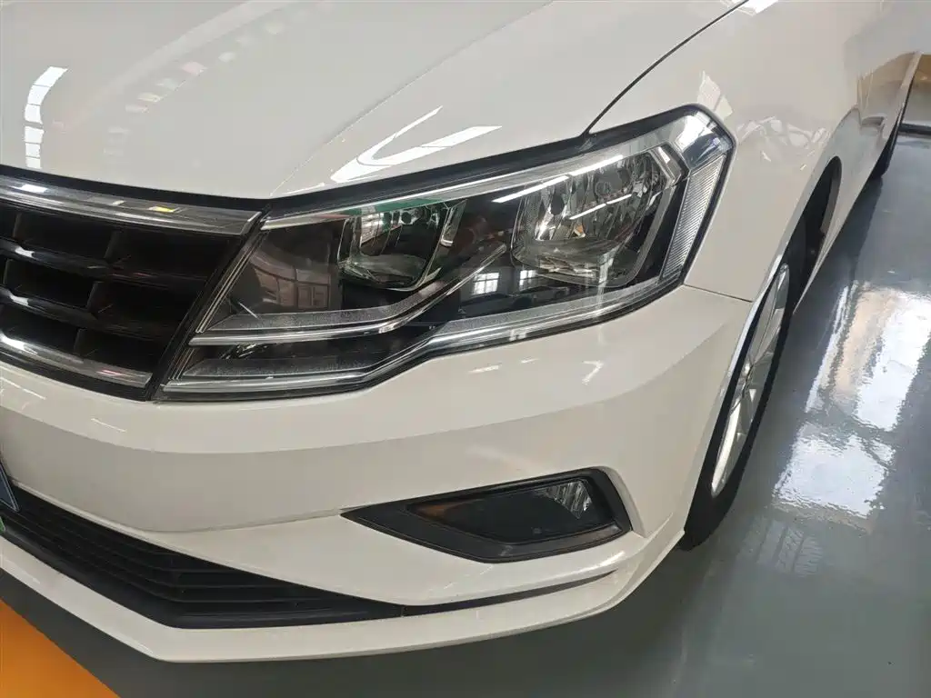 Volkswagen Jetta 2017 1.4L Manual Fashion фото 24