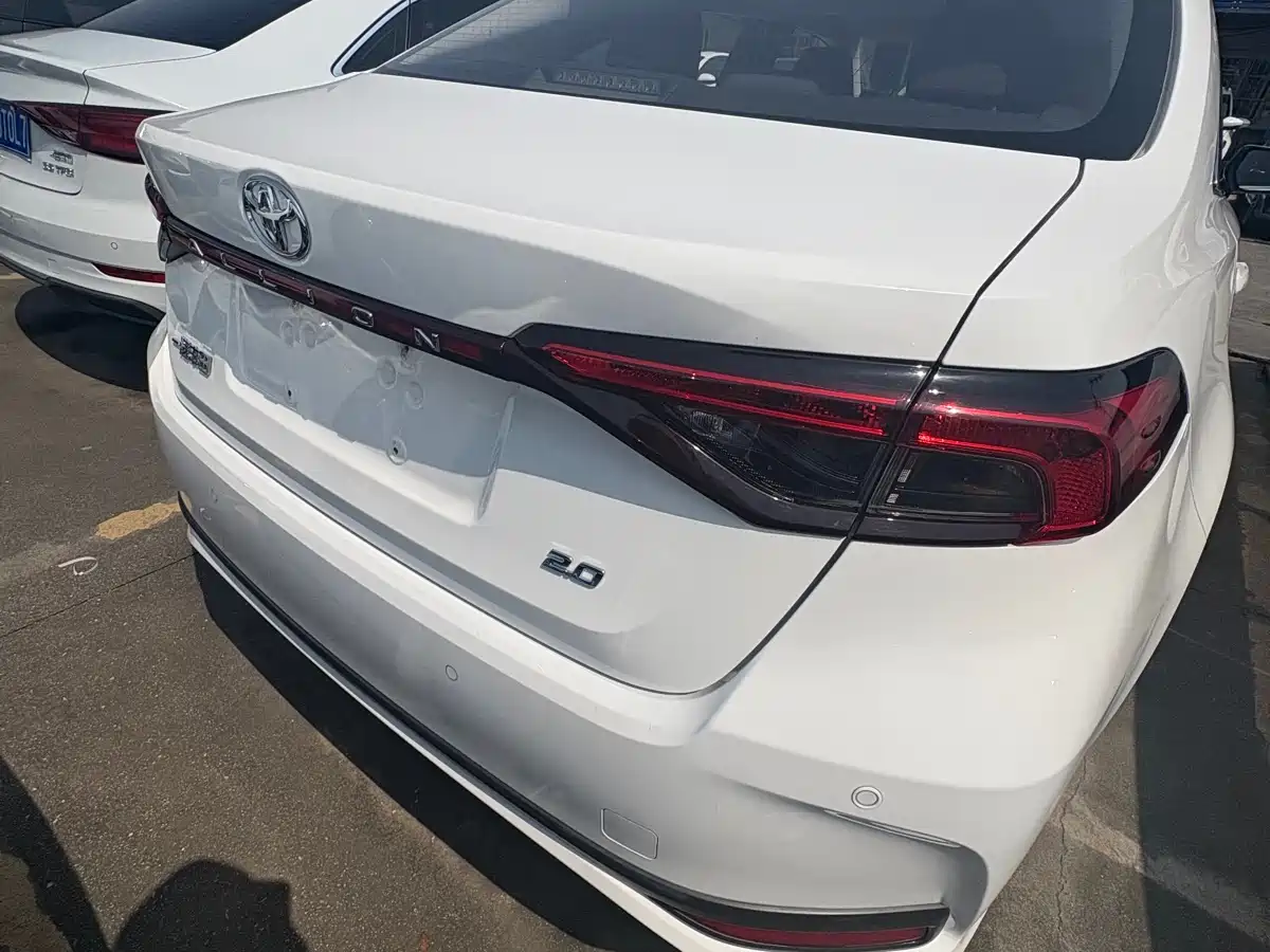TOYOTA ASIAN LION