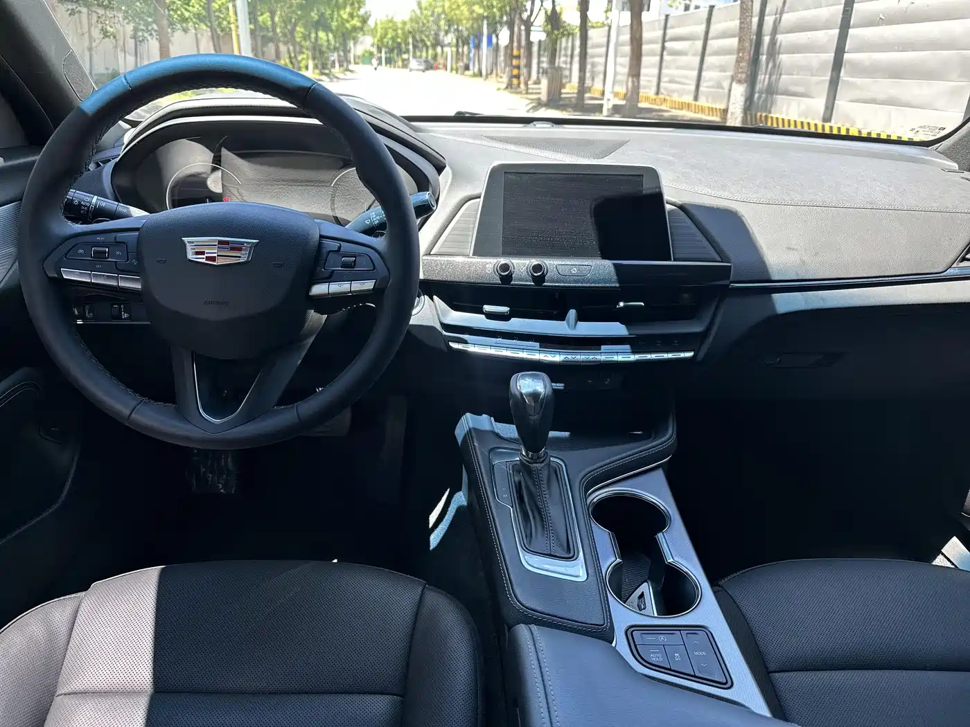 Cadillac CT4 2023 28T Luxury Model фото 9