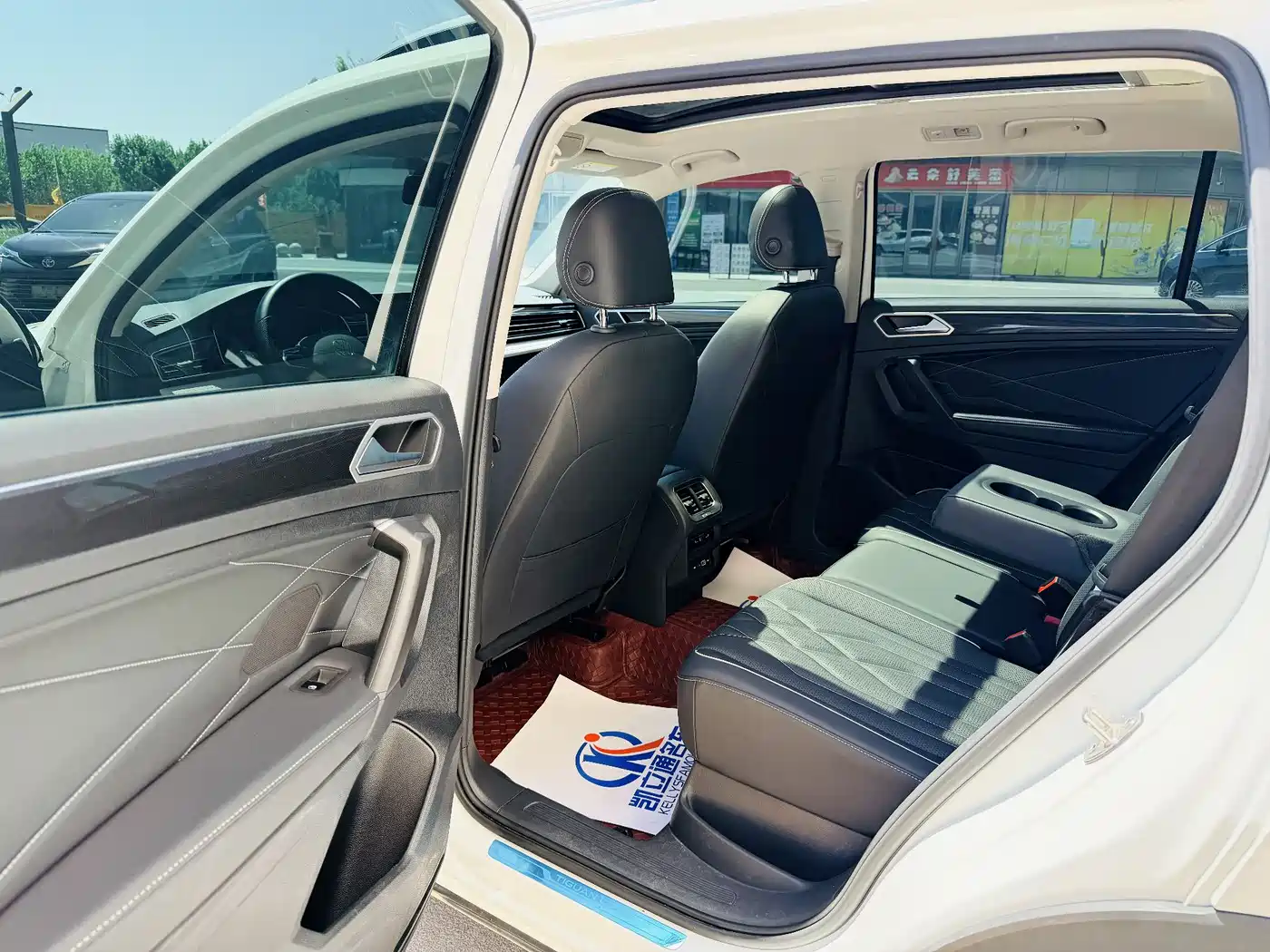 Volkswagen Tiguan L 2023 330TSI Auto 2WD Smart Edition фото 10