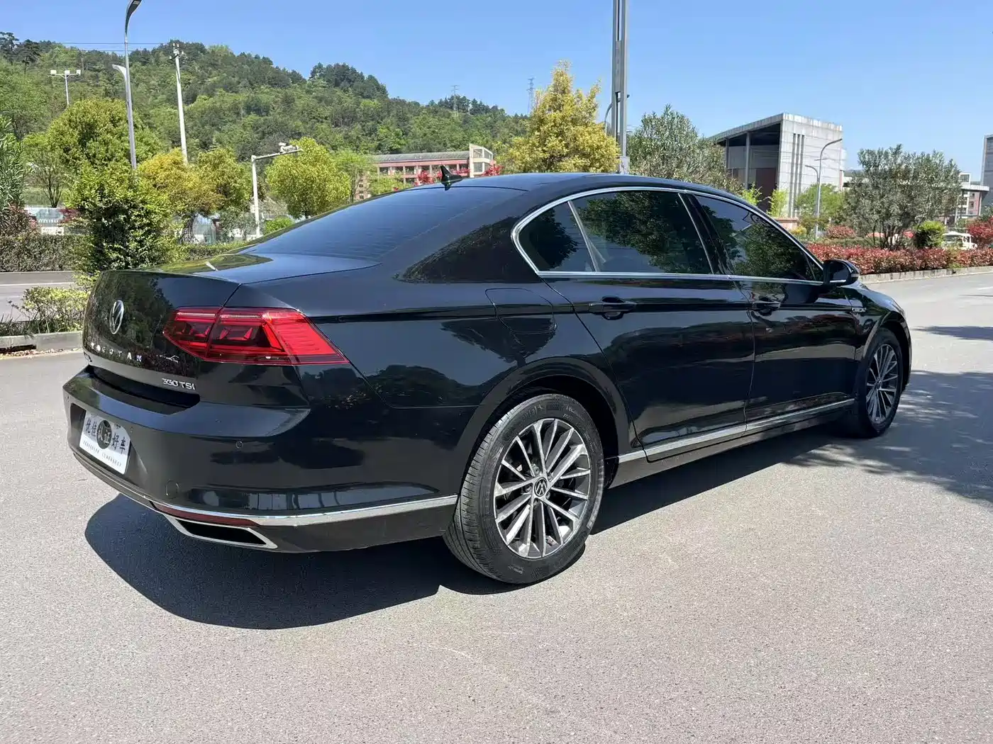 Volkswagen Magotan 2020 330TSI DSG Luxury фото 12