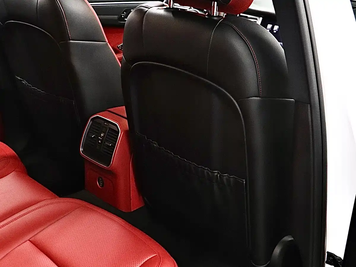 Porsche Macan 2017 Macan 2.0T фото 18