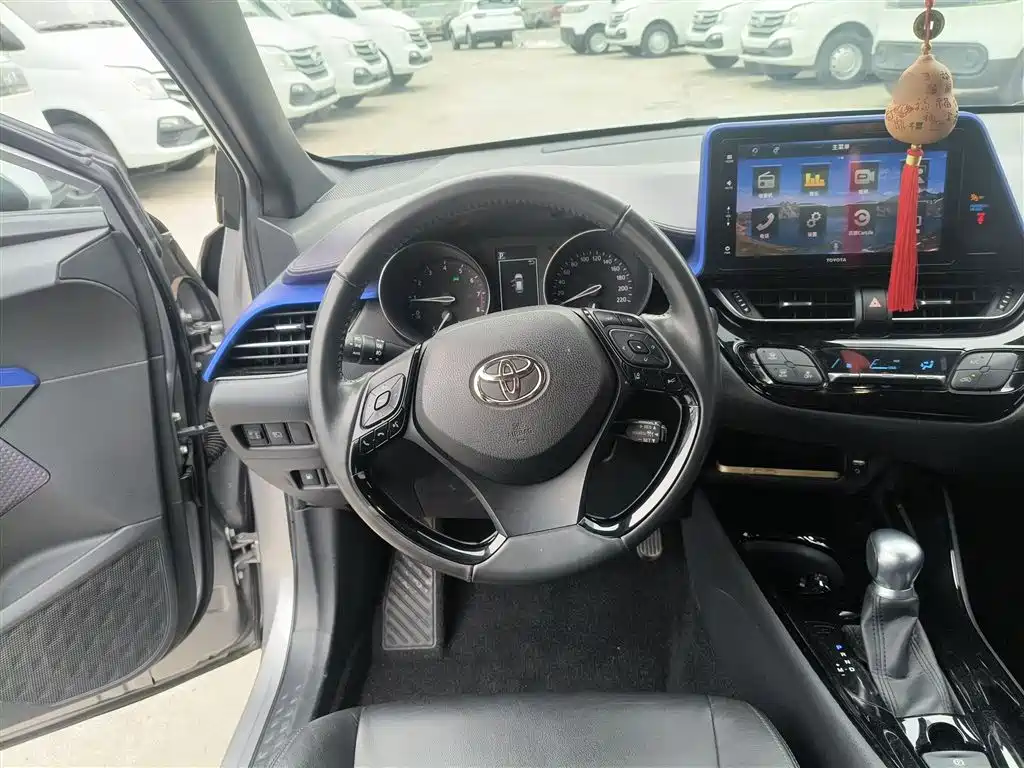 Toyota IZOA 2018 2.0L Speed Edition China VI фото 11