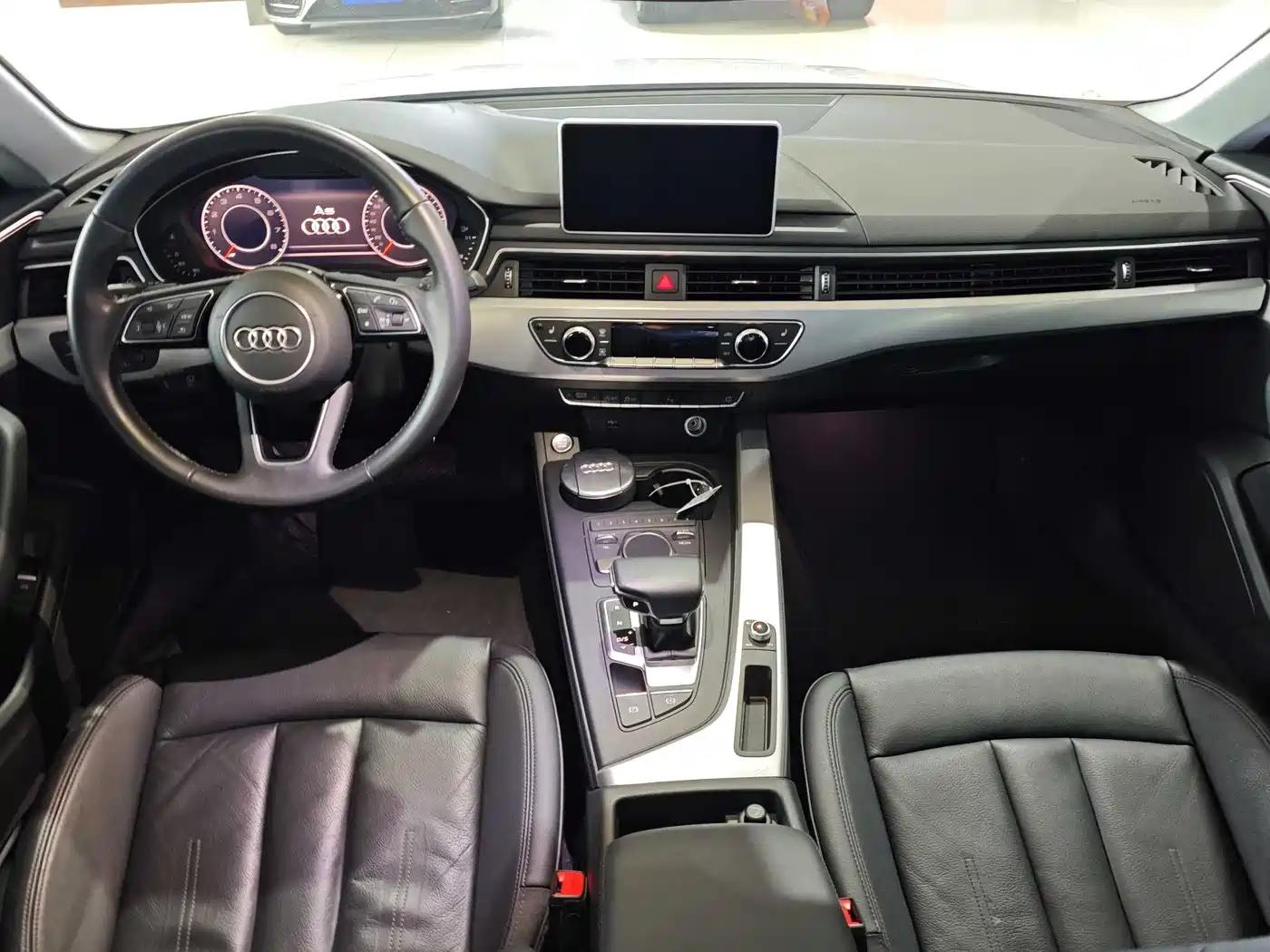 Audi A5 (Import) 2019 Sportback 45 TFSI Fashion фото 12