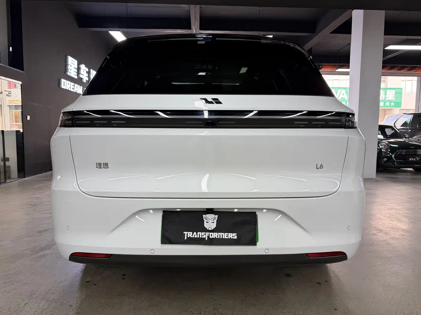Li Auto IDEAL L6