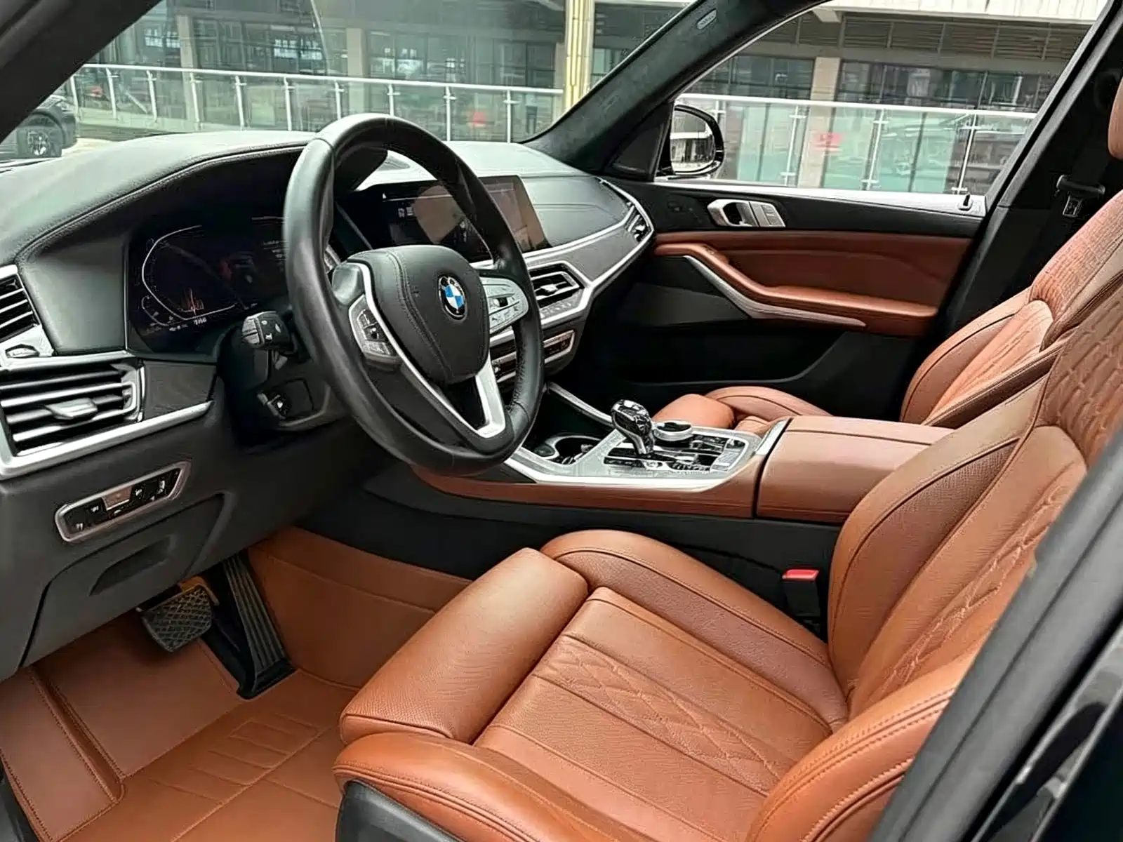 Фото 8 - BMW X7