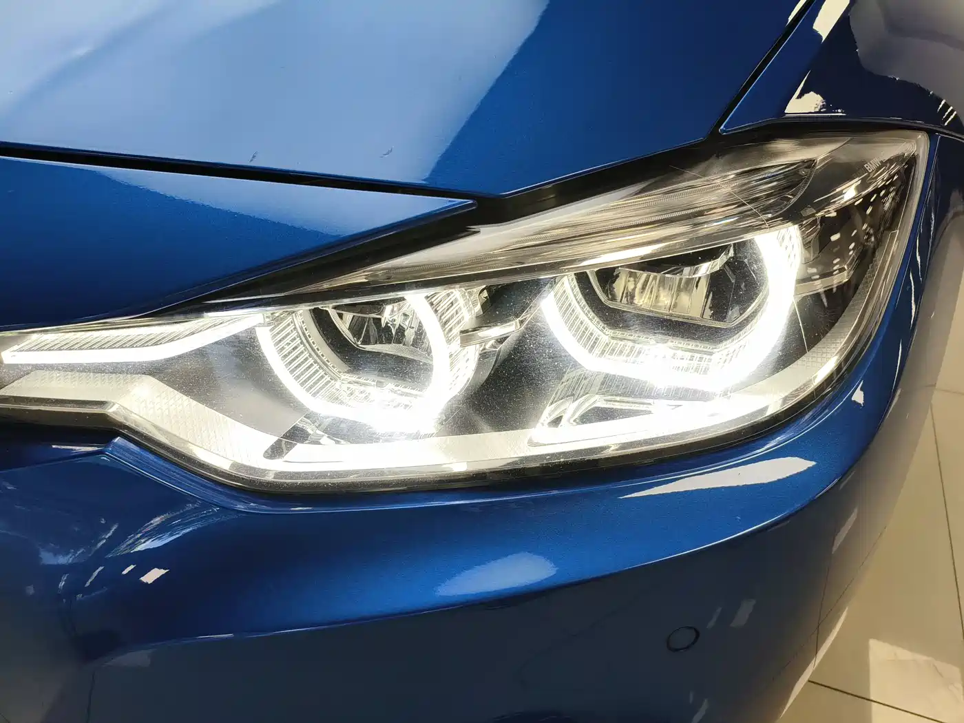 BMW 3 Series 2017 320i M Sport фото 21