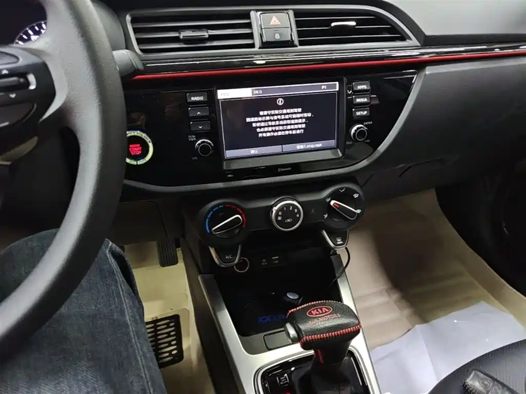 Kia KX CROSS 2017 1.4L AT GLS фото 13