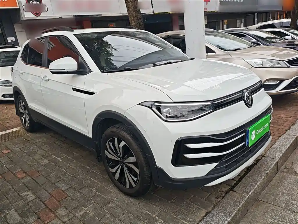 Volkswagen Tharu 2025 Model Rising Star 300TSI Aspiration Edition фото 8