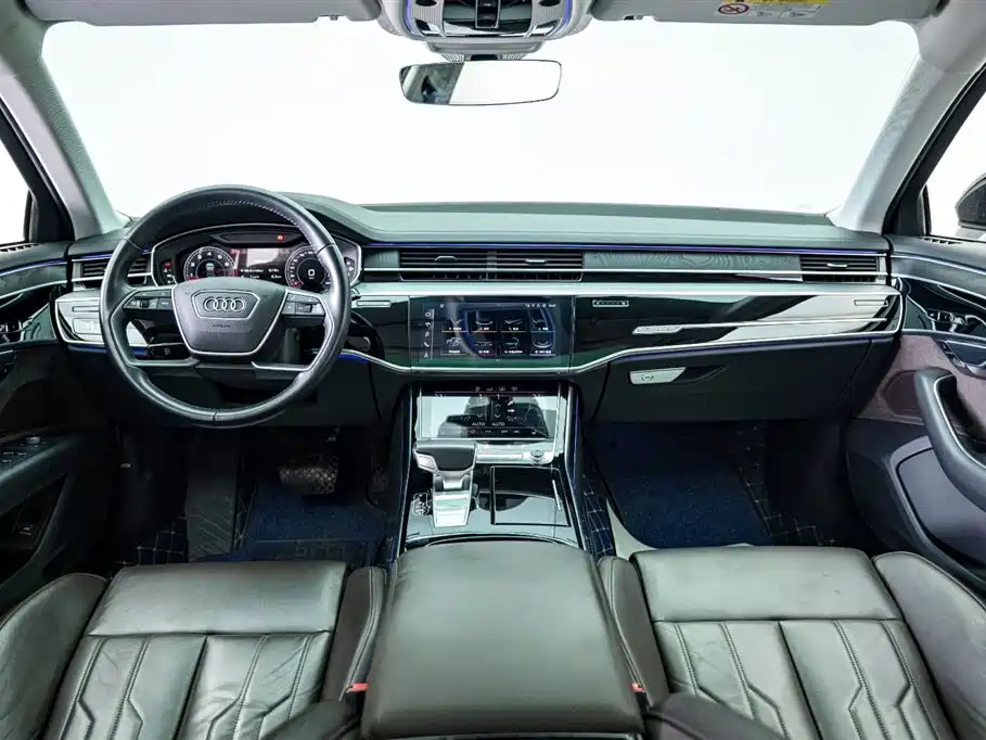 Audi A8 2019 A8L 50 TFSI quattro Comfort фото 6