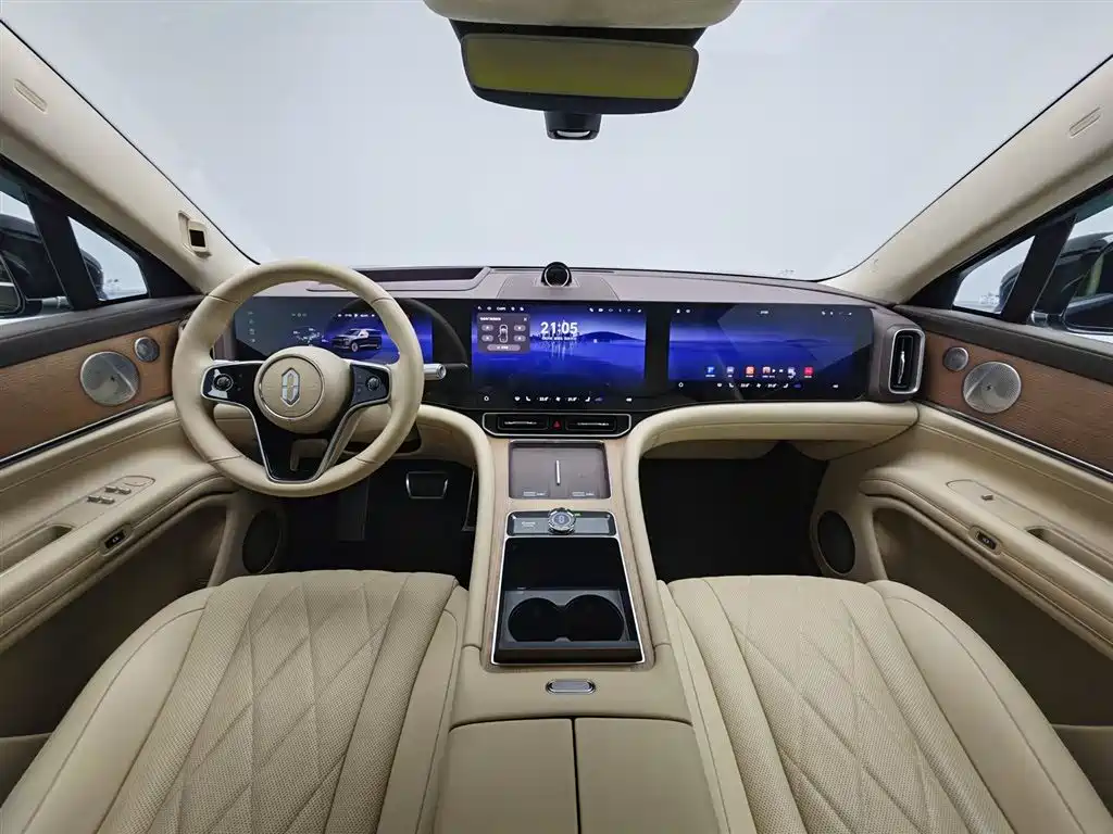AITO Wenjie AITO M9 2024 Range Extender Ultra 52kWh 6-seater фото 5